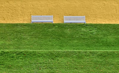 Antidérapant pour terrasse bois : quelles solutions en 2025 ?